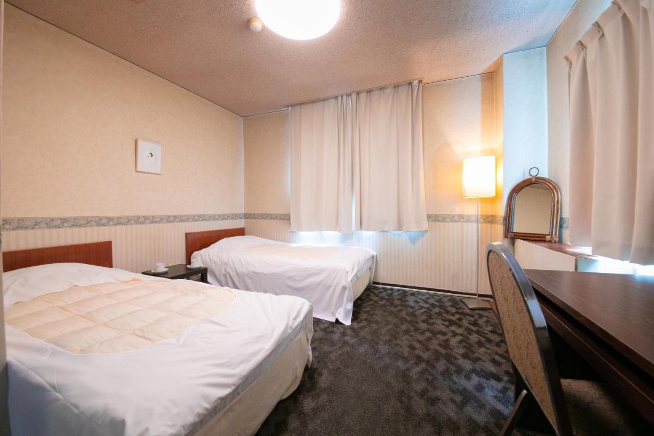Grand Hotel Seifuso Omuta Buitenkant foto